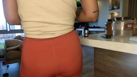 Snapshot of rouss_henao chatting on March 3, 9:48 pm Rouss marie henao online show from March 3, 9:48 pm