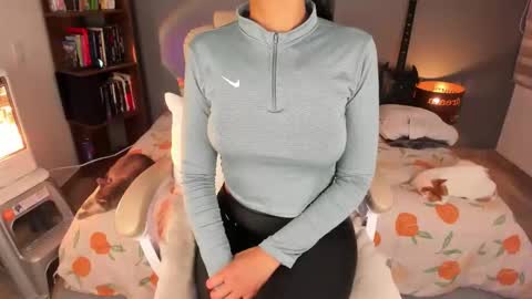 Snapshot of rouss_henao chatting on September 25, 9:13 am Rouss marie henao online show from September 25, 9:13 am