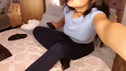 Snapshot of rouss_henao chatting on October 11, 9:41 am Rouss marie henao online show from October 11, 9:41 am