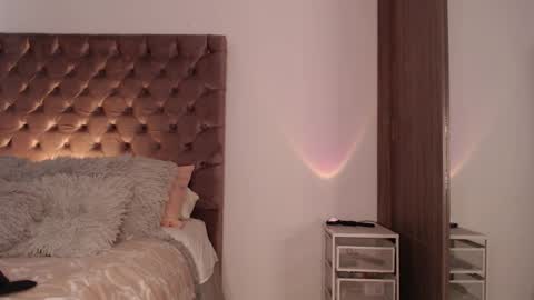 Snapshot of rouss_henao chatting on October 29, 1:35 pm Rouss marie henao online show from October 29, 1:35 pm