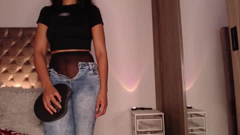 Snapshot of rouss_henao chatting on November 2, 11:07 pm Rouss marie henao online show from November 2, 11:07 pm