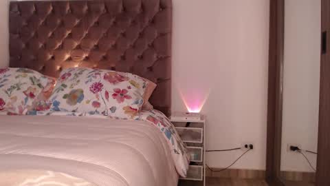 Snapshot of rouss_henao chatting on December 1, 1:16 pm Rouss marie henao online show from December 1, 1:16 pm