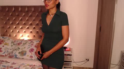 Snapshot of rouss_henao chatting on March 3, 10:59 pm Rouss marie henao online show from March 3, 10:59 pm