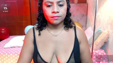 Snapshot of rousse_amber chatting on June 9, 1:34 pm amber online show from June 9, 1:34 pm