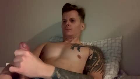 roverone89 online show from February 28, 9:32 am