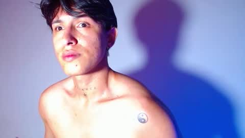 rowanboy23 online show from January 18, 4:55 pm