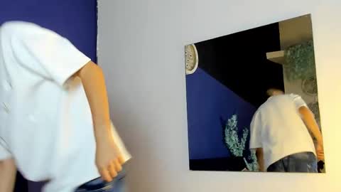 Snapshot of rowancley chatting on December 5, 8:38 pm Rowan online show from December 5, 8:38 pm