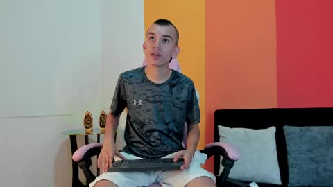Rowan online show from April 18, 8:20 pm