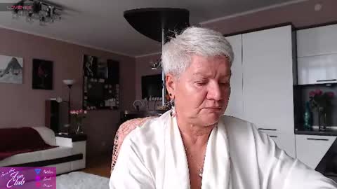 Roxana online show from August 4, 6:38 am