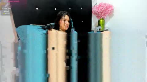 roxanaborns online show from May 11, 4:04 pm