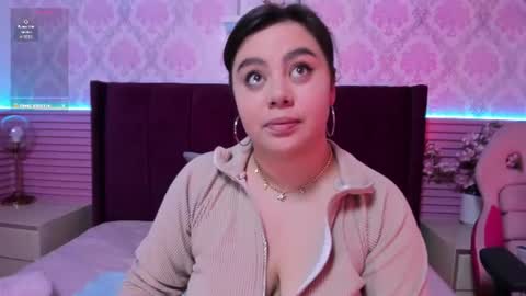 roxanebrown online show from July 24, 12:58 pm