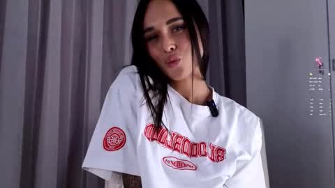 Anna Lokiss online show from January 19, 4:27 am