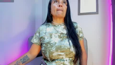 Roxanna  online show from May 17, 6:59 pm