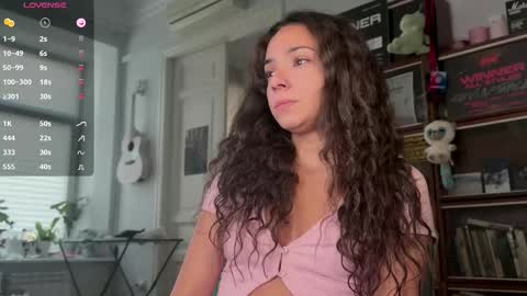 Snapshot of roxieflexie chatting on October 12, 5:17 am Roxie online show from October 12, 5:17 am