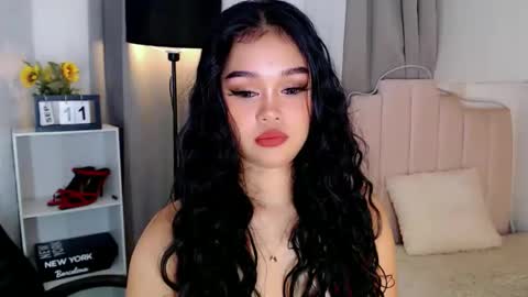 roxxy_blossom online show from September 11, 12:22 am