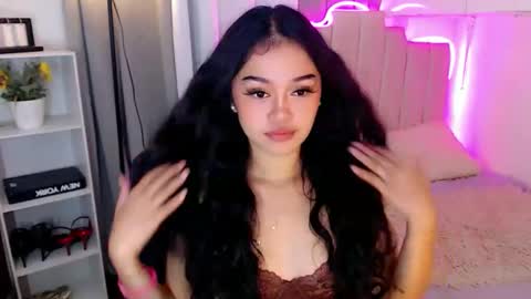 roxxy_blossom online show from November 20, 2:56 am