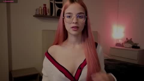 Roxxy online show from December 22, 10:29 pm