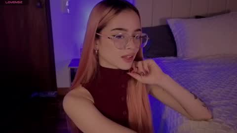 Roxxy online show from February 6, 10:57 pm