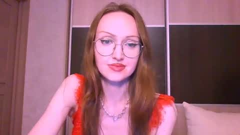 Snapshot of roxxywharton chatting on July 6, 3:03 pm Roxxy Wharton online show from July 6, 3:03 pm