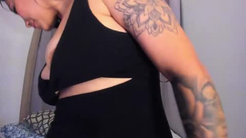 Roxy hell online show from May 23, 3:12 am