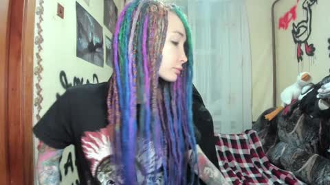 Roxy online show from January 13, 6:59 pm