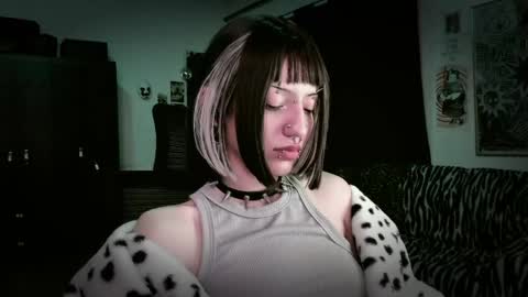 Roxy Independient model Help me to reach 50 thumbs up online show from May 15, 11:12 pm