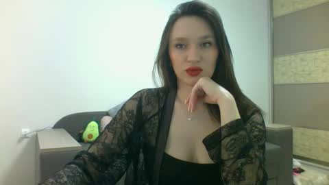 Roza05x online show from May 6, 10:53 am