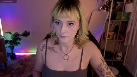 Roziett online show from March 29, 8:47 am