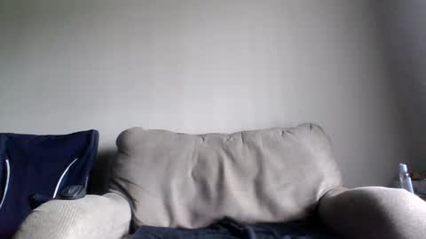 rubbingoneout714 online show from March 28, 4:28 pm