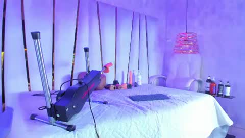 Snapshot of rubi_lovee chatting on July 18, 3:27 pm Rubi online show from July 18, 3:27 pm