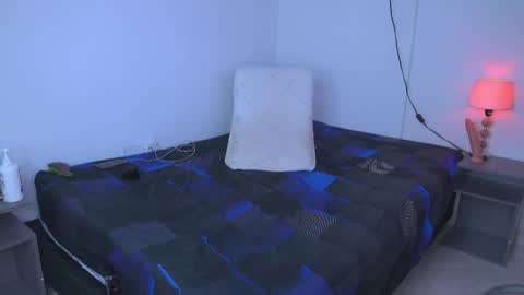 rubi rouss  instagran and X or tw  FAV VIBES11  9 33  101 moan and explode my balls online show from September 14, 1:16 am