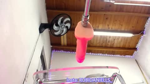 Daniells online show from October 16, 11:44 am