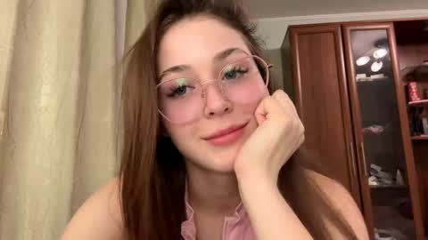 Snapshot of rubievallotton chatting on May 26, 7:32 pm Adel online show from May 26, 7:32 pm