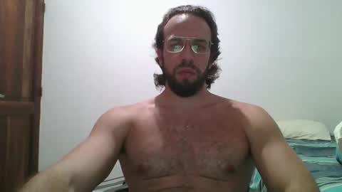 Snapshot of rubio121 chatting on May 27, 10:40 pm rubio121 online show from May 27, 10:40 pm