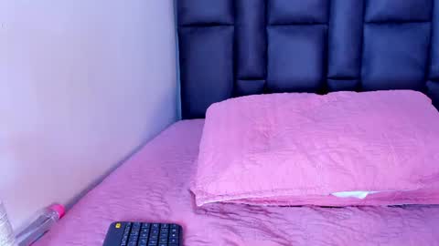 Snapshot of ruby_nights chatting on July 20, 12:29 pm ruby_nights online show from July 20, 12:29 pm