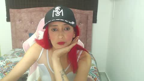 Snapshot of ruby_your_milf chatting on June 9, 7:47 pm ruby_your_milf online show from June 9, 7:47 pm