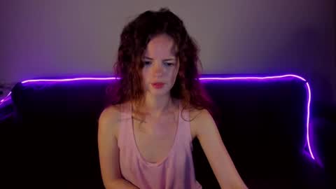 rubyattwood online show from April 18, 1:20 am