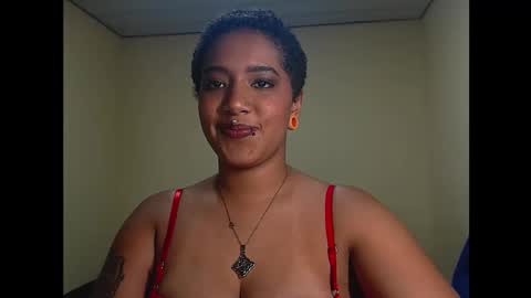 Snapshot of rubyflame10 chatting on April 12, 12:59 am rubyflame10 online show from April 12, 12:59 am