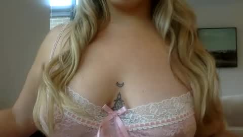 rubyhill99 online show from June 25, 11:09 pm