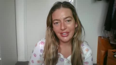 rubyredxxxoxxx online show from February 11, 8:30 am