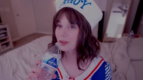 Lady online show from November 29, 4:15 am