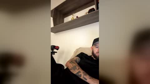 russo_fox online show from May 7, 2:28 am