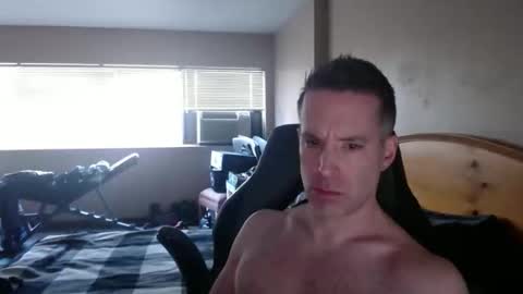 Snapshot of rustic_cuse_777 chatting on February 2, 9:02 pm rustic_cuse_777 online show from February 2, 9:02 pm