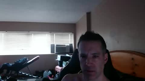 Snapshot of rustic_cuse_777 chatting on February 21, 7:26 pm rustic_cuse_777 online show from February 21, 7:26 pm