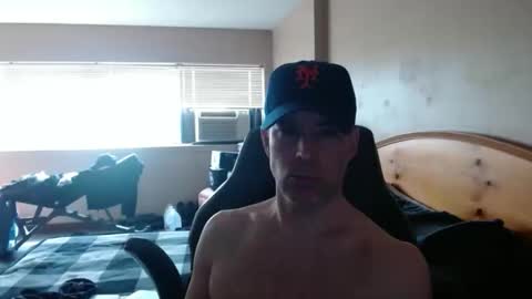 Snapshot of rustic_cuse_777 chatting on March 2, 4:14 pm rustic_cuse_777 online show from March 2, 4:14 pm