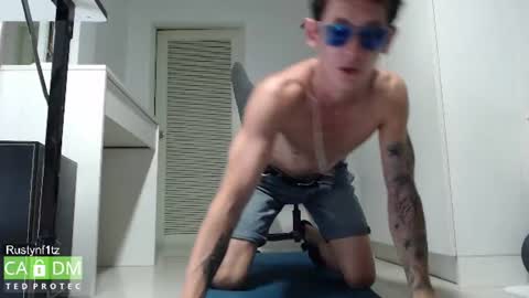 MillionDollarGuy online show from July 19, 3:38 pm