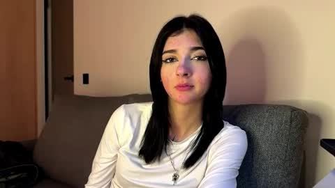 Snapshot of ruthesenion chatting on March 29, 5:18 am Jess online show from March 29, 5:18 am