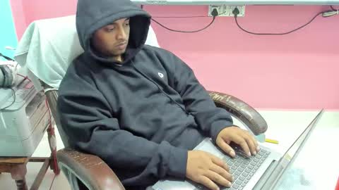 rwb17 online show from November 13, 4:06 pm