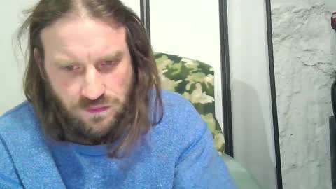 Snapshot of rwb1982 chatting on December 21, 5:42 pm rwb1982 online show from December 21, 5:42 pm