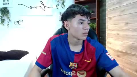 Snapshot of ryan_grayx chatting on June 17, 2:51 pm RYAN online show from June 17, 2:51 pm